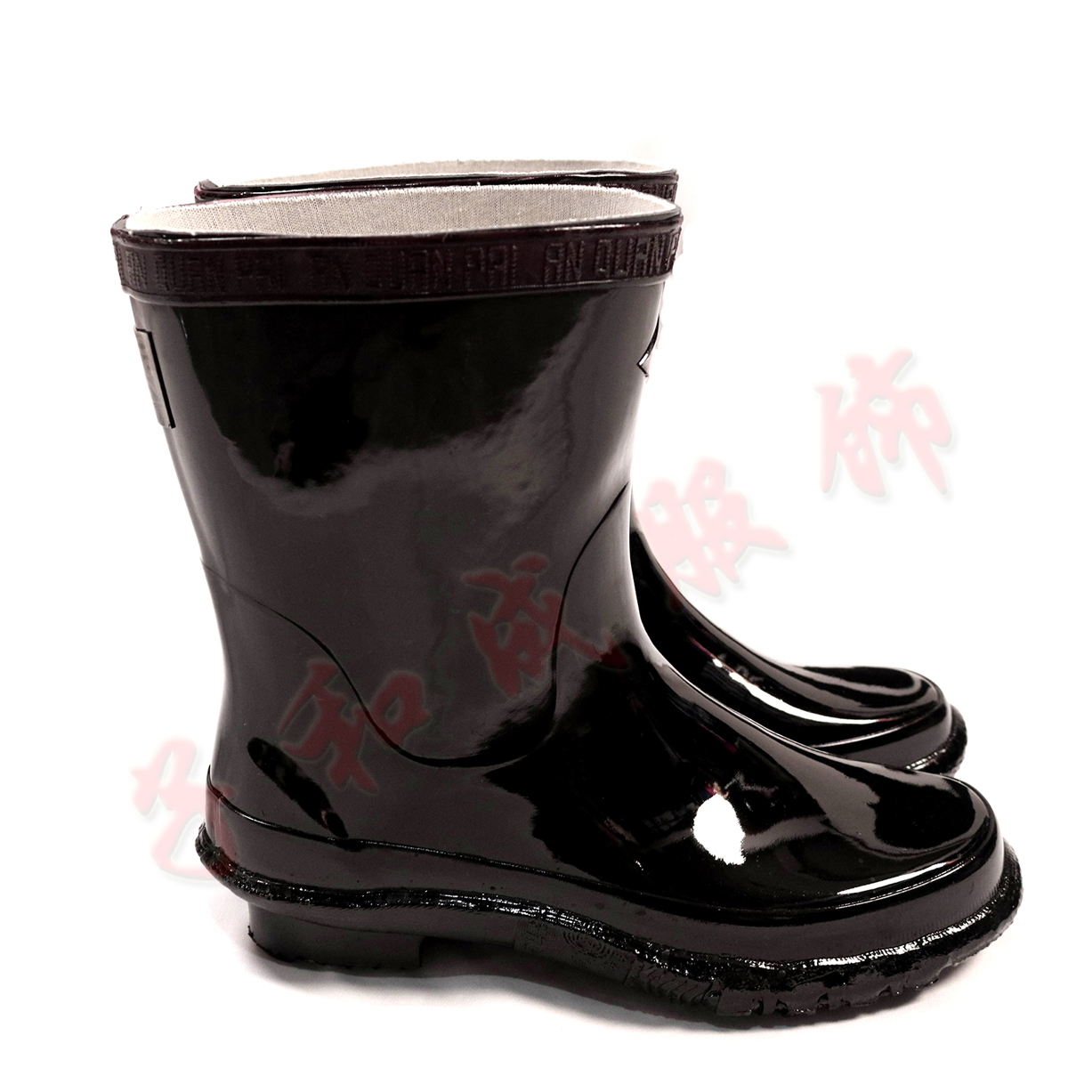 ����Ь������